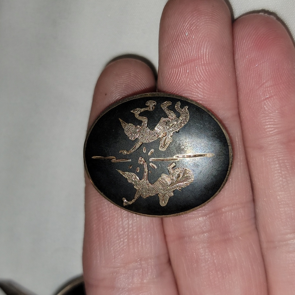 Cuff links - Picture 3 of 3